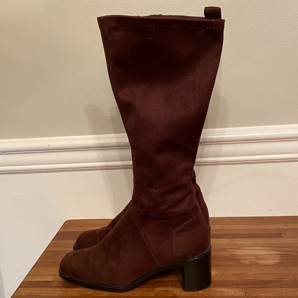 Brown Knee-High Boots Women's Size 5.5